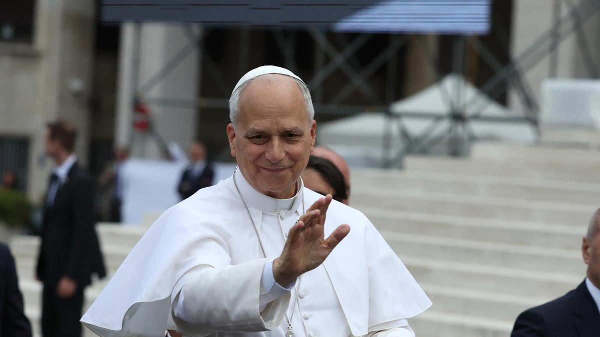 Sánchez asistirá a la misa del Papa León XIV en la Sagrada Familia y reforzará la agenda de IA y migración