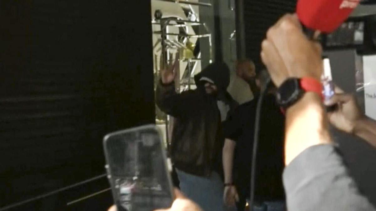 Bad Bunny se instala en la suite penthouse del Mandarin Oriental de Barcelona: lujo, fans y una Barcelona centenaria