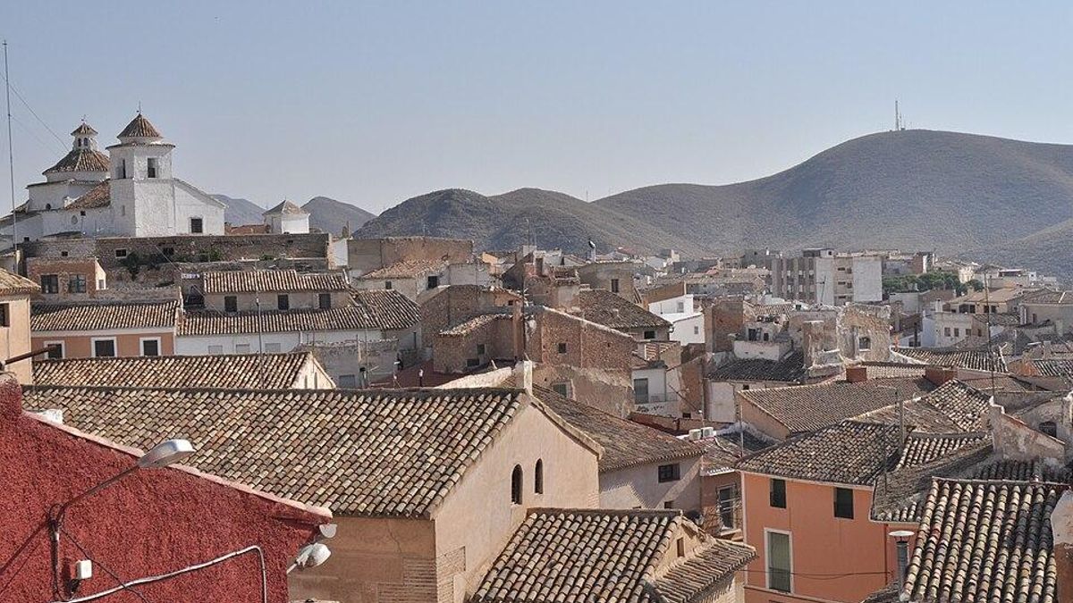 Muerte natural en Albacete: hallados muertos una mujer mayor y su hijo en la calle Almería