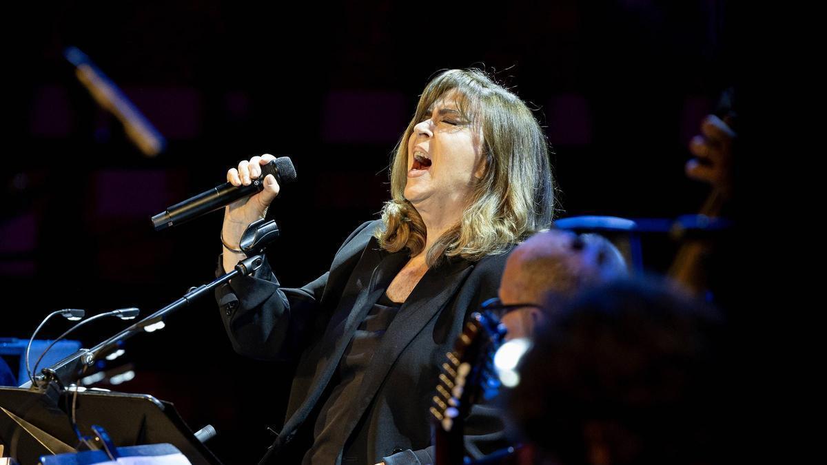 Maria del Mar Bonet estrena 'L'aigua no cansa' en el Palau de la Música: un recital que celebra sus 60 años