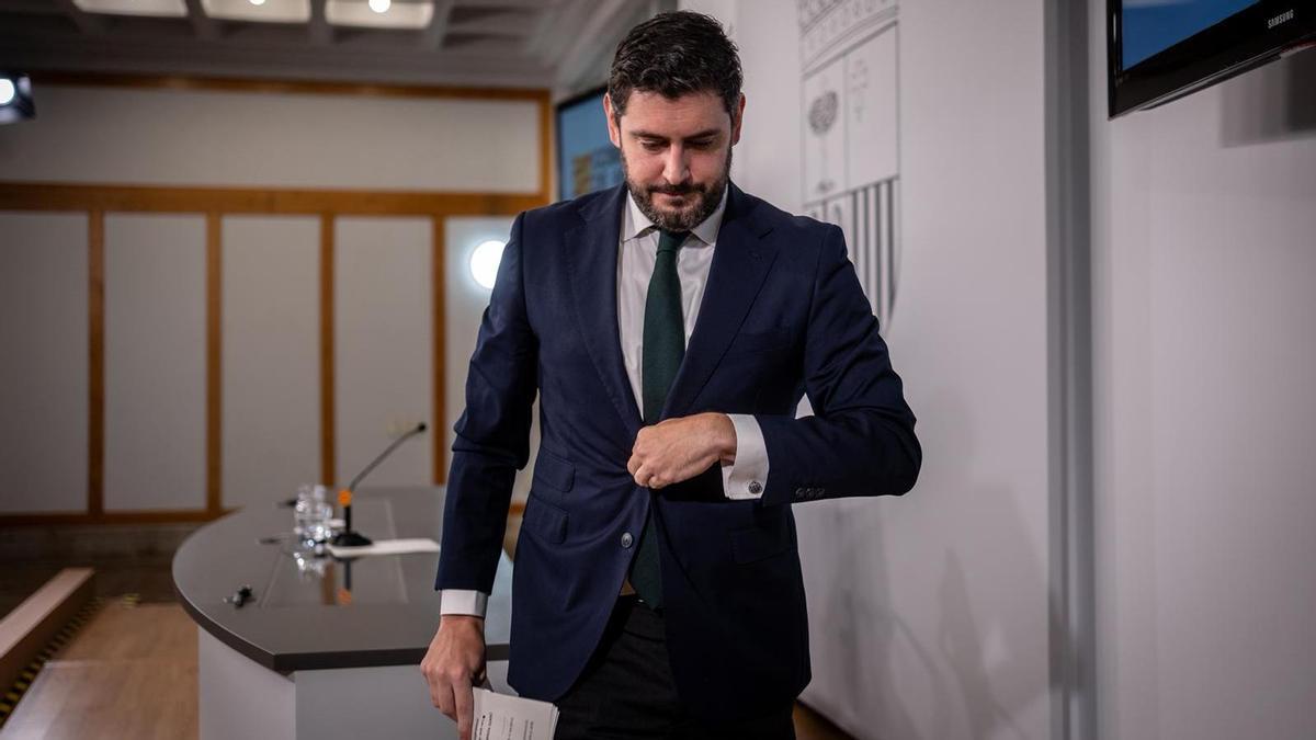 Vox impulsa informe sobre perfiles repetidos de agresores y lo excluye del pacto 2026 en Aragón