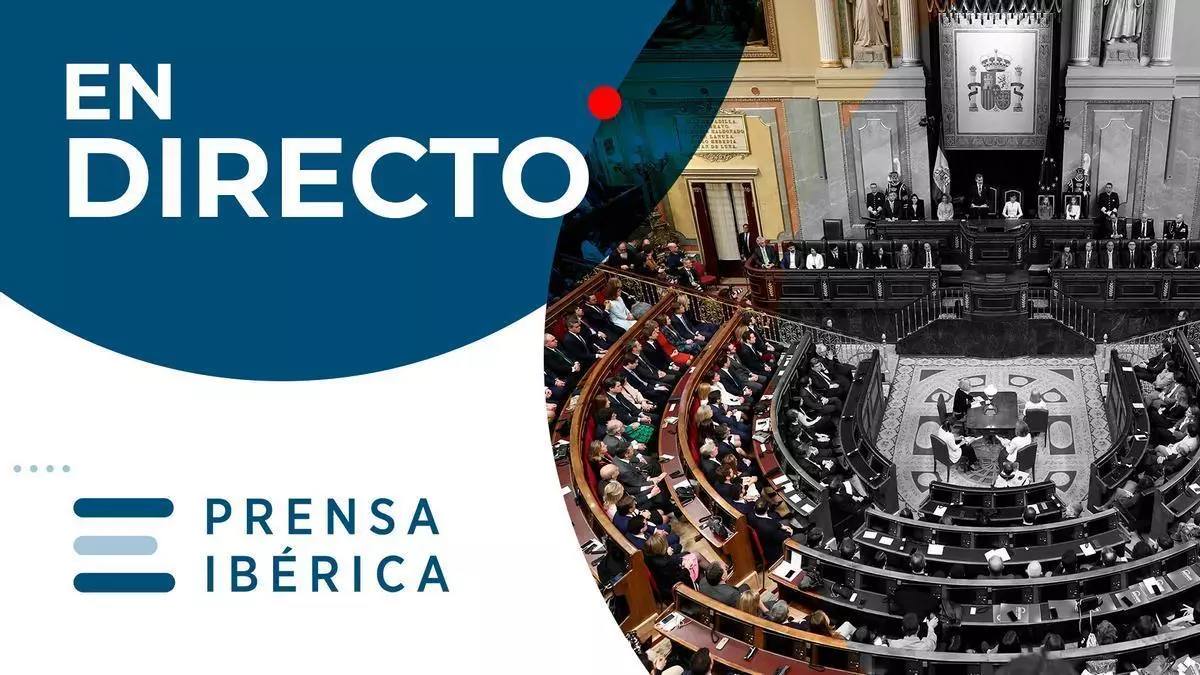 Esther Muñoz y Carlos Cuerpo durante la sesión plenaria en la Cámara de Diputados