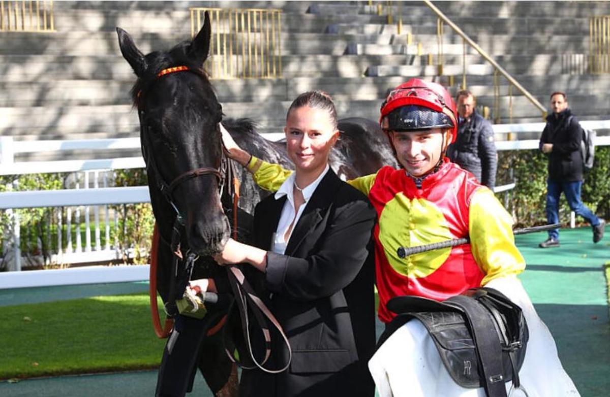 Canalejas cruzando la meta en Longchamp, 14 de mayo de 2026