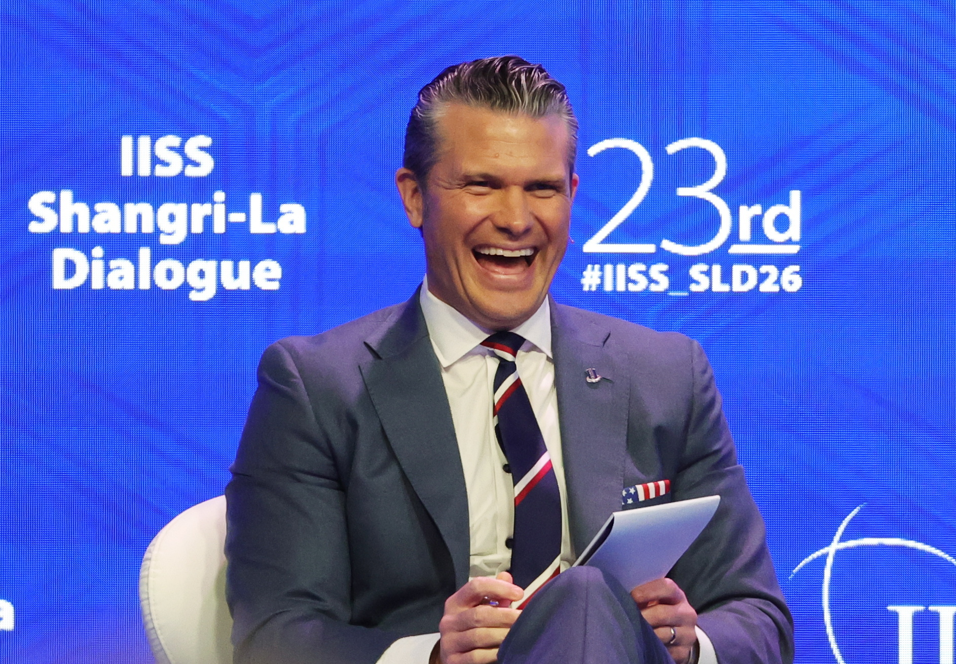 EE.UU. critica a Europa y elogia a Asia en el Foro Shangri‑La