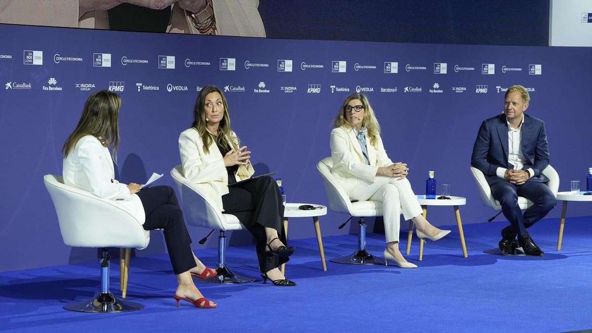 Roser Roca hablando en la Reunión Anual del Cercle d'Economia 2026