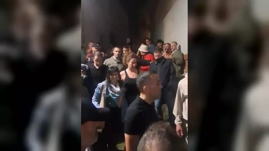 Carles Porta en la presentación de su serie "33 días" en Madrid
