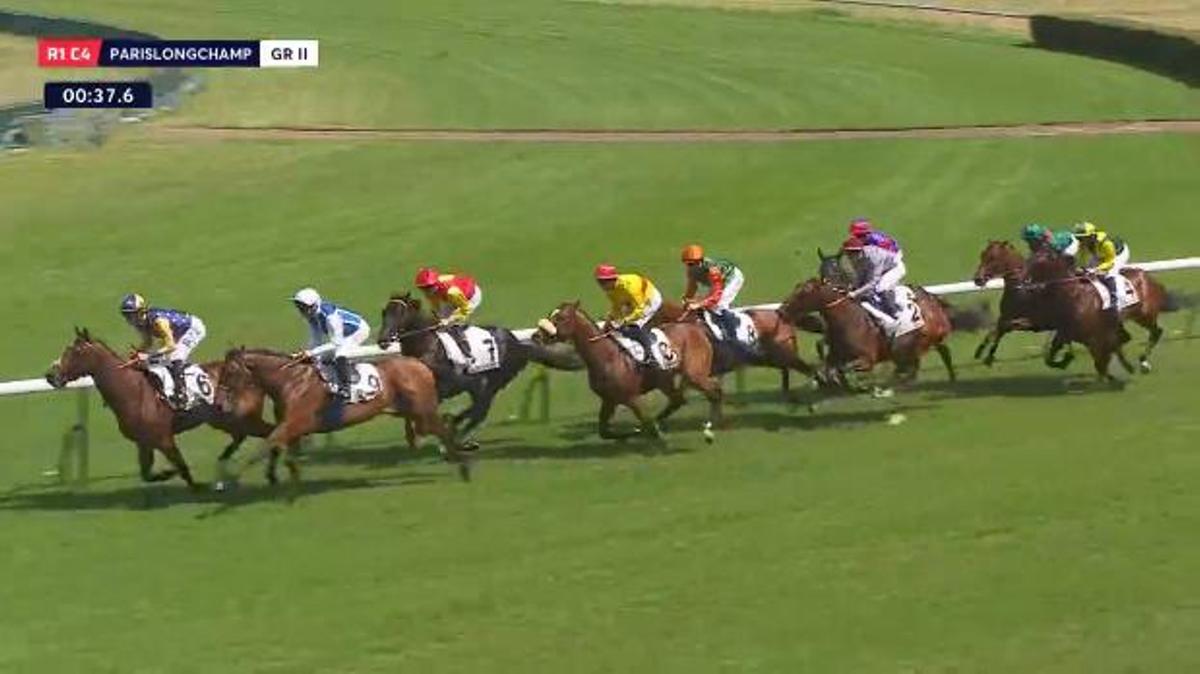 Nighttime cruzando la meta en el Prix Paul de Moussac, Longchamp 2026
