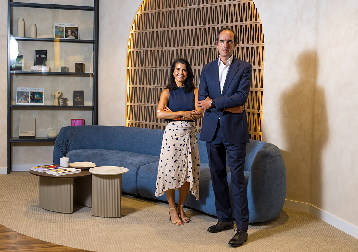 Reunión de ejecutivos de fondos de capital privado en la sede de Álvarez & Marsal, Madrid