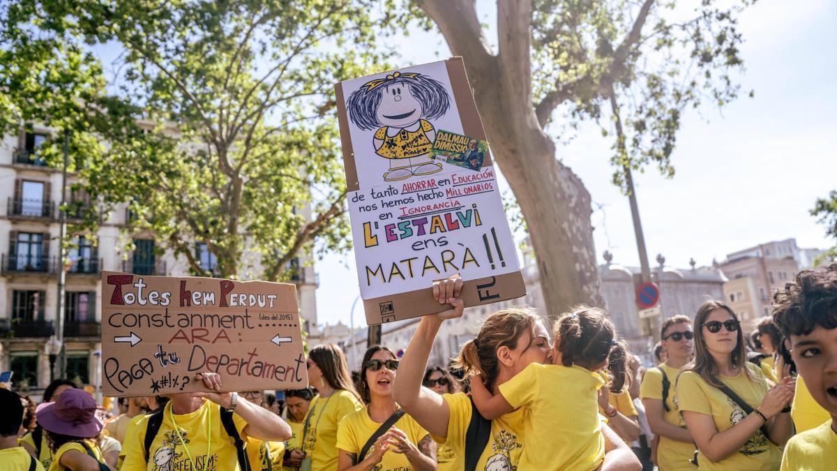 Huelga del Papa en Barcelona: docentes se plantan el 25‑26 de mayo