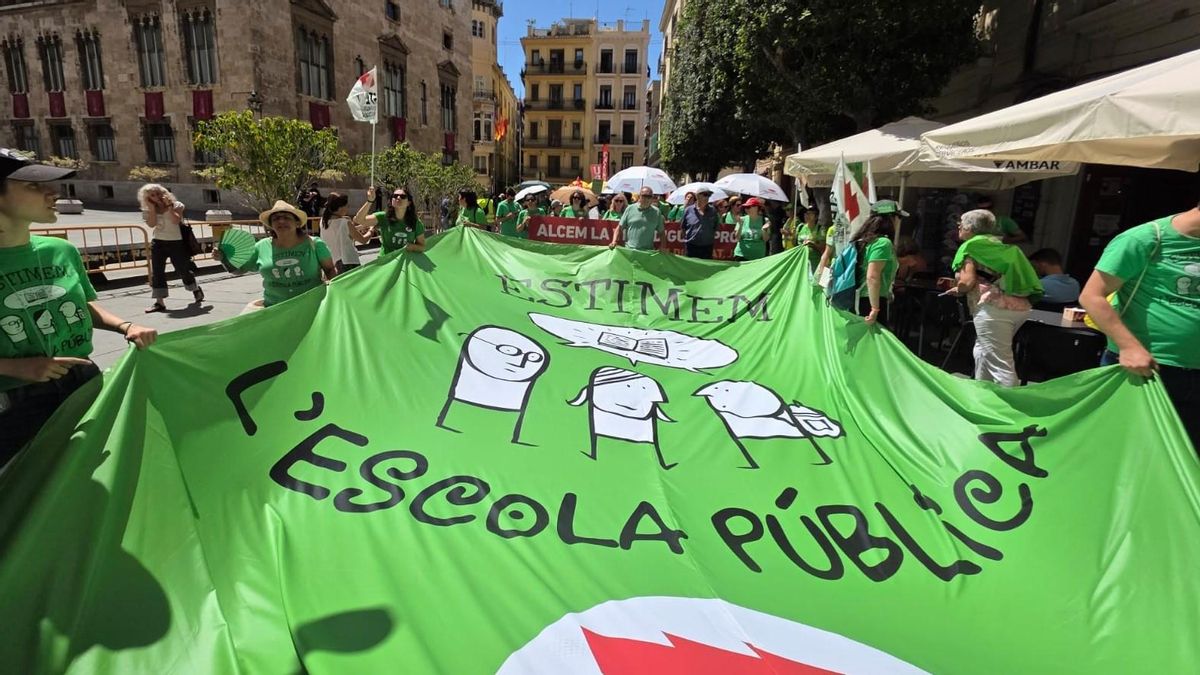 Oferta de la Consellería de Educación a docentes valencianos: 3.338,26 millones, ratios reducidas y rechazo de 75 euros