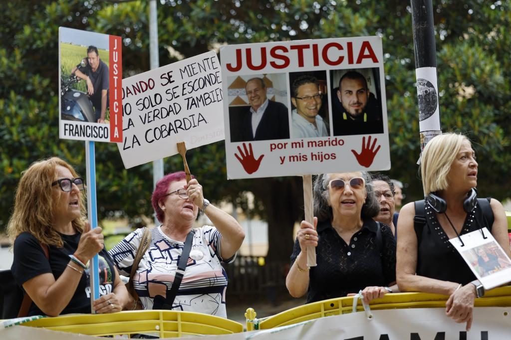 Susana Camarero niega contactos con Mazón y testifica en la causa de la dana de Valencia
