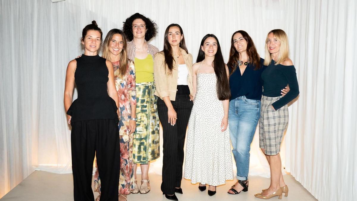 Mujeres dominan la formación creativa pero la dirección sigue mayoritariamente masculina