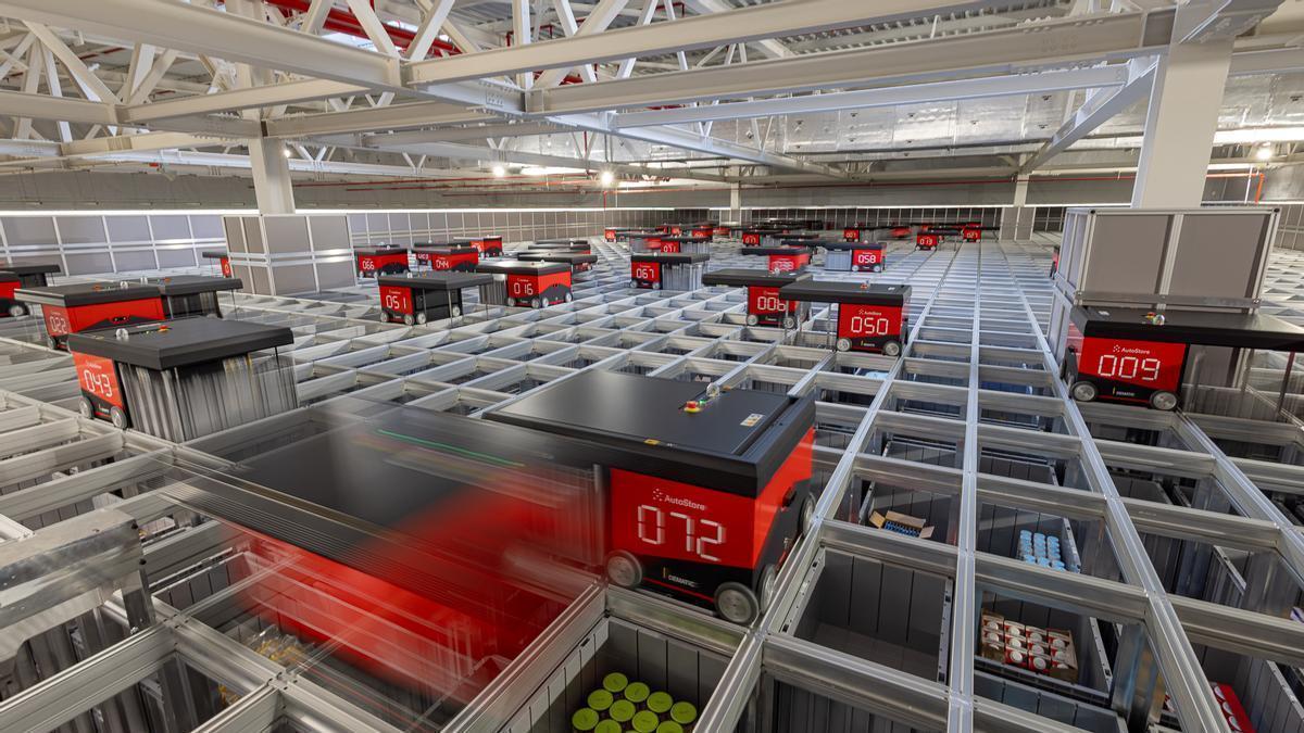 Mercadona abre su primera colmena semiautomatizada en Vallecas y duplica la capacidad de pedidos en Madrid