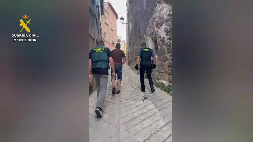 Concentración del grupo neonazi Núcleo Nacional frente a la Delegación del Gobierno español en Catalunya