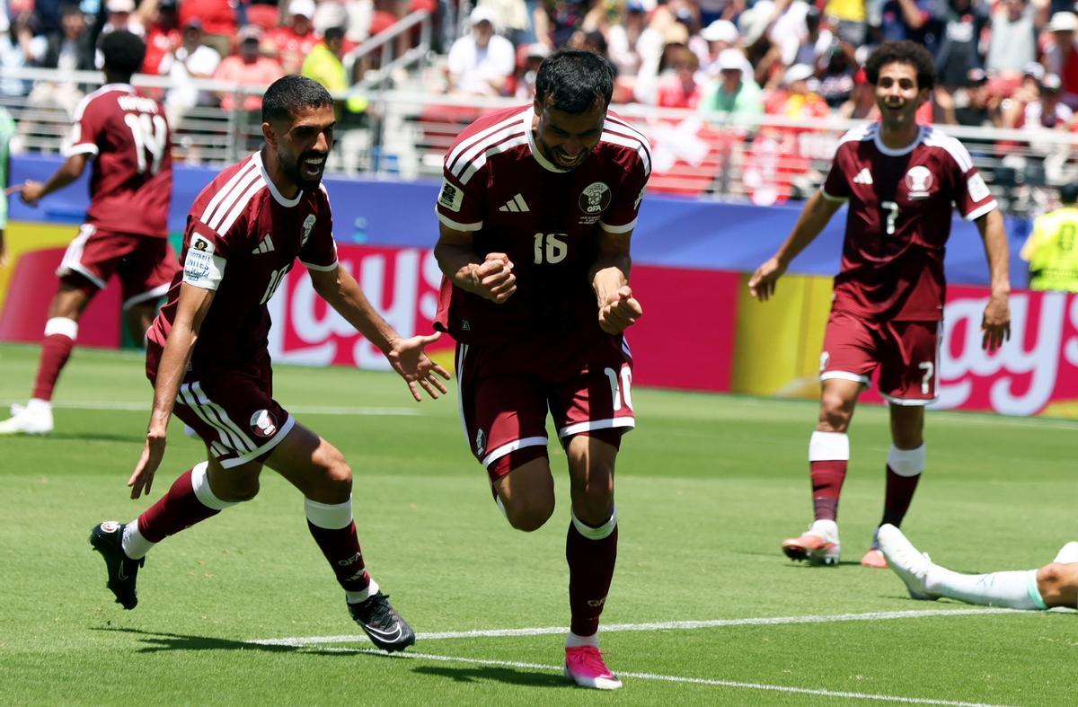 Boualem Khoukhi celebra el gol de la victoria en Santa Clara