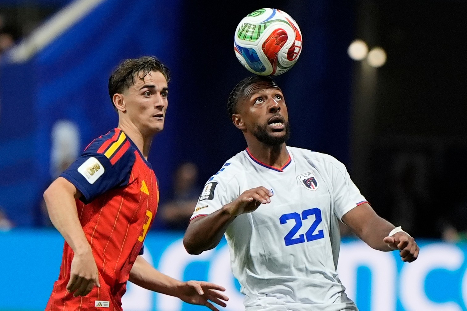 Porteros de España y Cabo Verde durante el empate 0-0