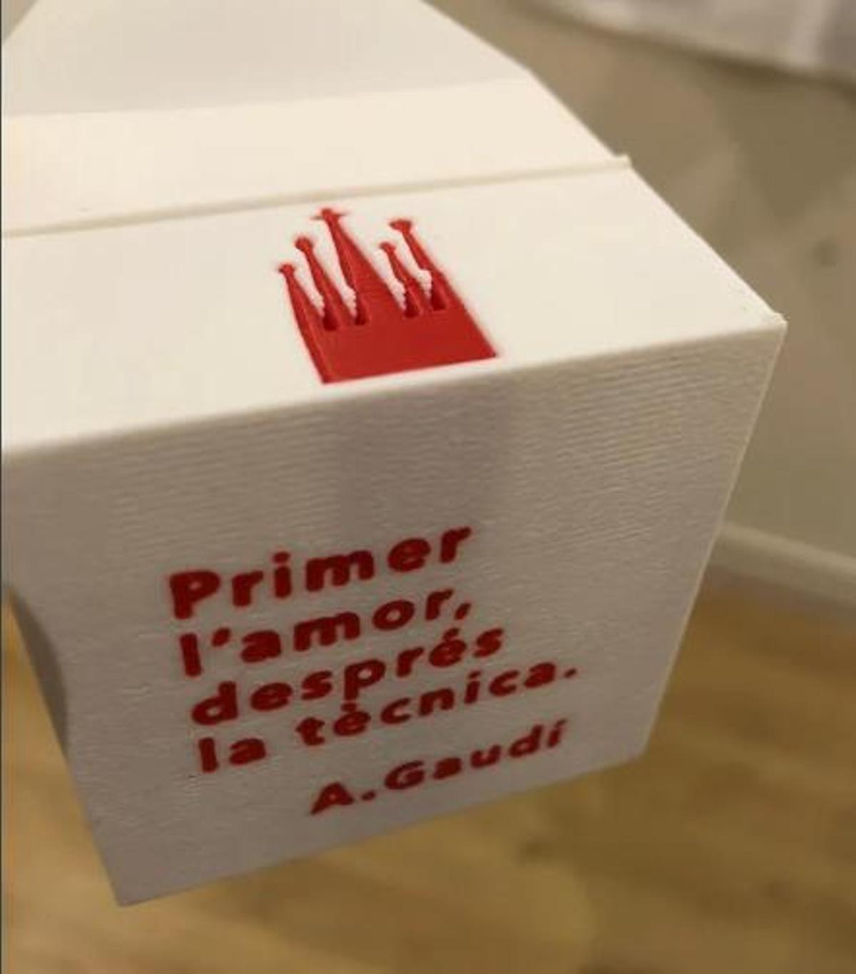 Velas electrónicas usadas en la bendición papal de la Sagrada Família, mostradas en Wallapop