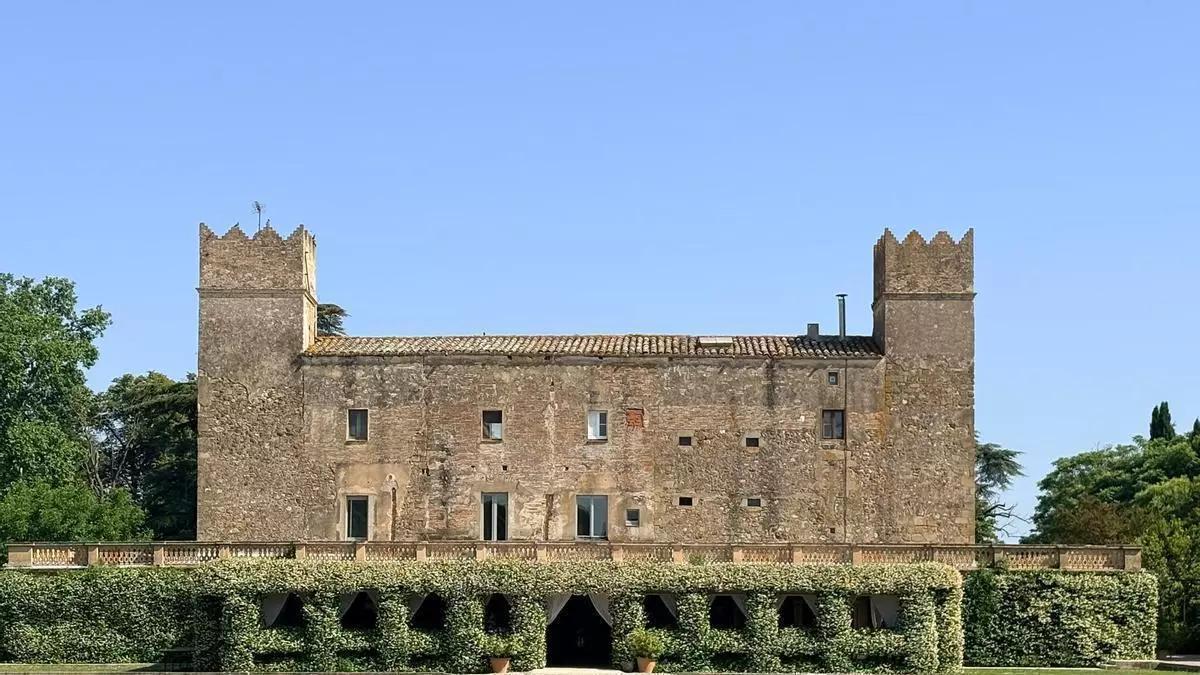 Jardines del Castell de Caramany decorados para el Festival Gresc Empordà